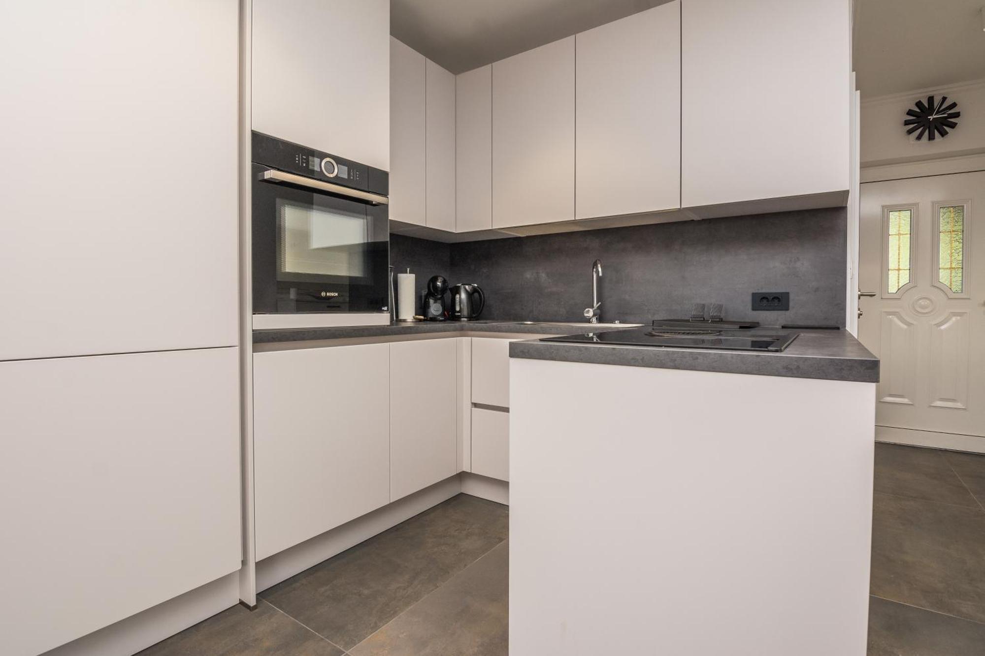 Apartments Trogrlic 普利拉卡 外观 照片